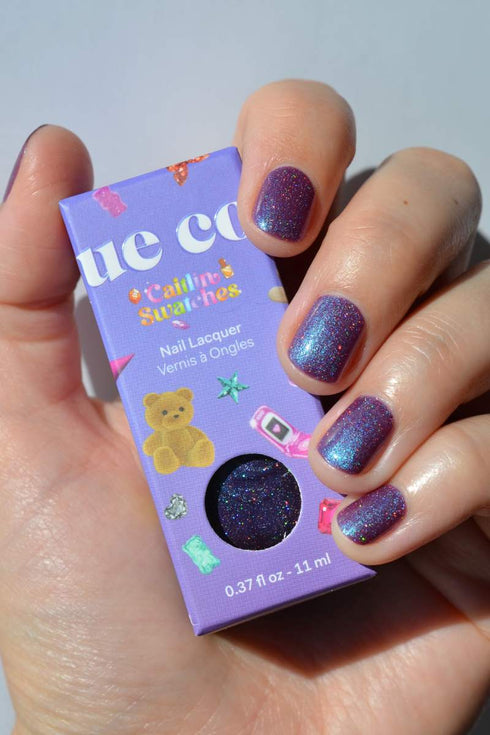 DISSOLVING NIGHT NAIL POLISH